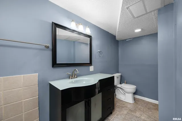 $220,000 | 202 5th Street, Matherville, IL 61263