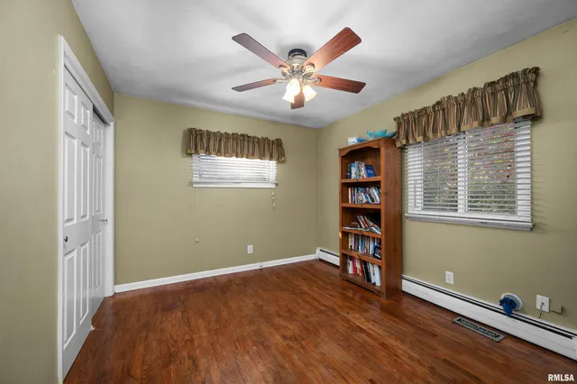 $220,000 | 202 5th Street, Matherville, IL 61263