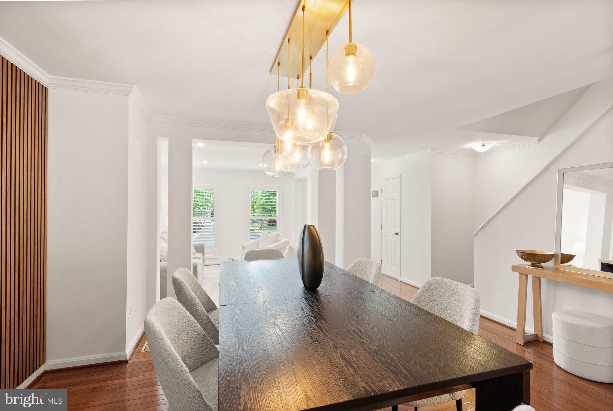 12056 Edgemere Circle Reston, VA 20190 - Photo 14 of 64