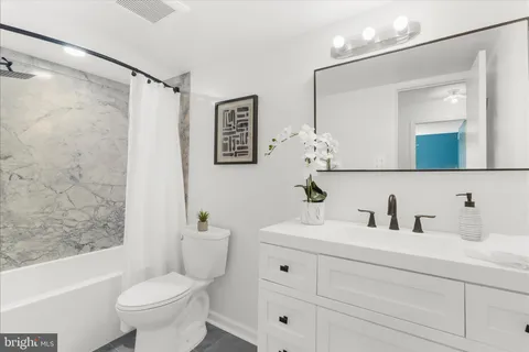 $249,000 | 20332 Beaconfield Terrace, Unit 20332, Germantown, MD 20874