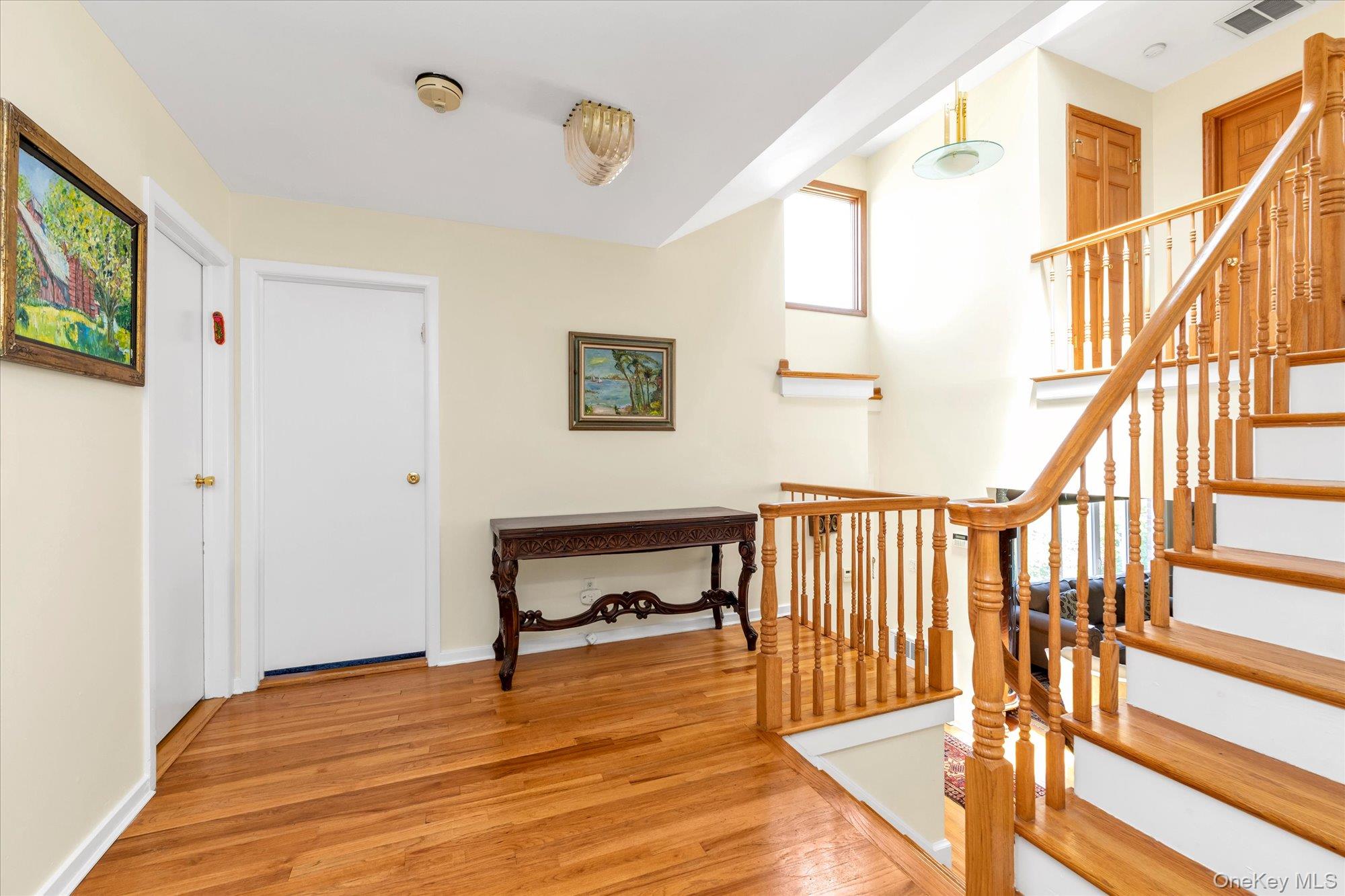 2006 Norshon Road Merrick, NY 11566 - Photo 18 of 26