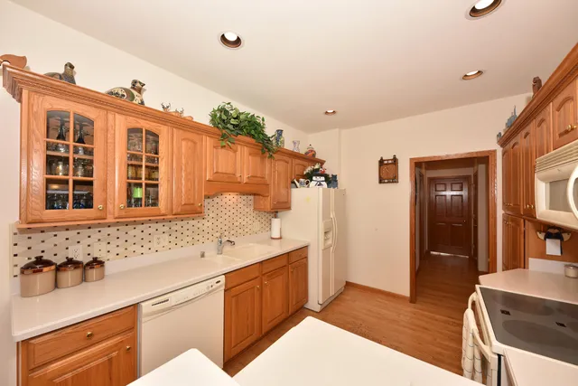 $450,000 | 2436 Caribou Lane, Grafton, WI 53024