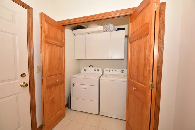 $450,000 | 2436 Caribou Lane, Grafton, WI 53024