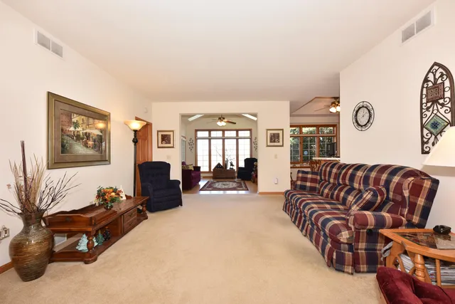 $450,000 | 2436 Caribou Lane, Grafton, WI 53024