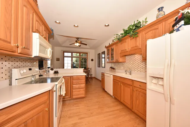 $450,000 | 2436 Caribou Lane, Grafton, WI 53024