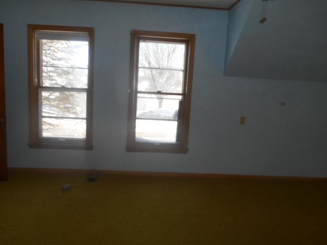 419 North Appleton Road Belvidere, IL 61008 - Photo 8 of 21 an empty room with a window