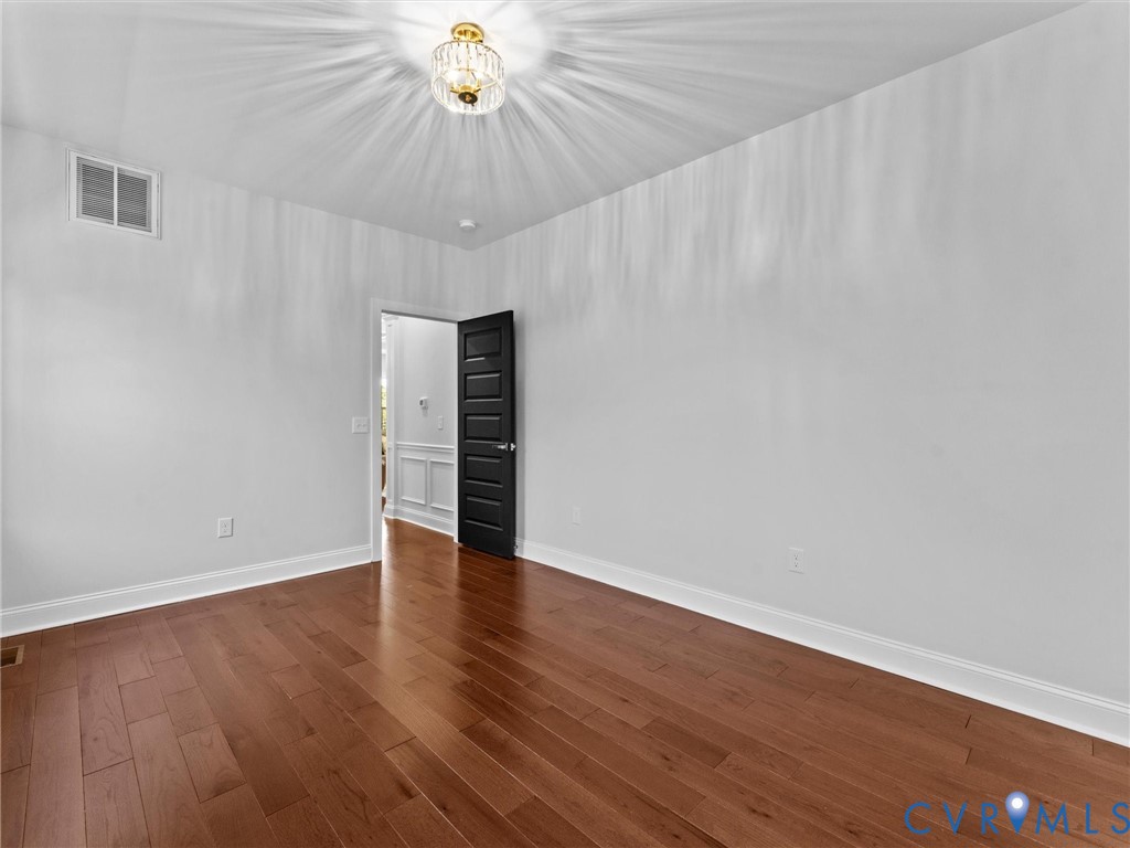1310 Overbrook Road Richmond, VA 23220 - Photo 26 of 69 1st Floor Primary Bedroom