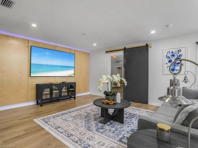 $1,125,000 | 5311 Hickory Wood Drive, Naples, FL 34119