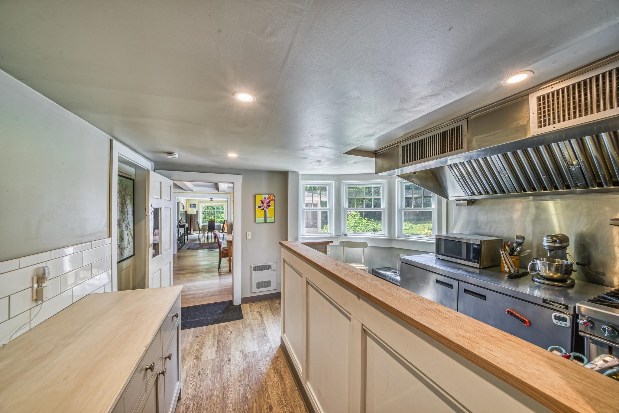 499 Andover Road New London, NH 03257 - Photo 6 of 32