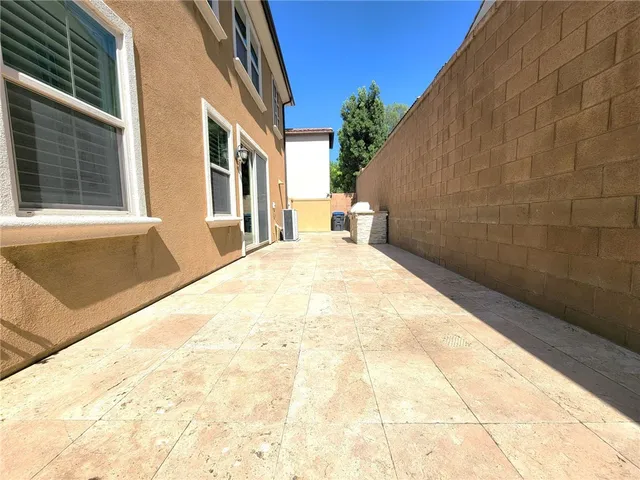 a close view of stove