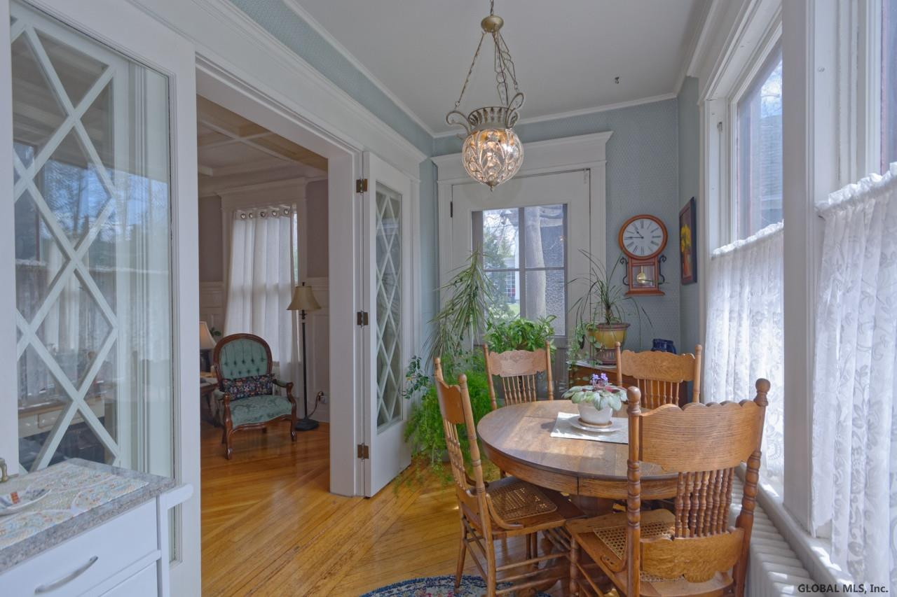 8 Douglas Road Schenectady, NY 12308 - Photo 17 of 55 Photo 17