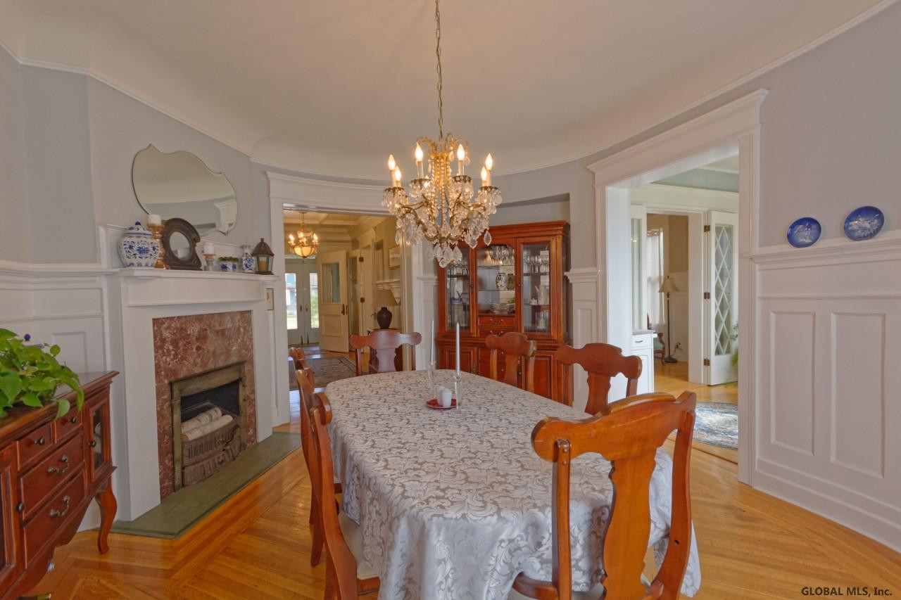 8 Douglas Road Schenectady, NY 12308 - Photo 20 of 55 Photo 20