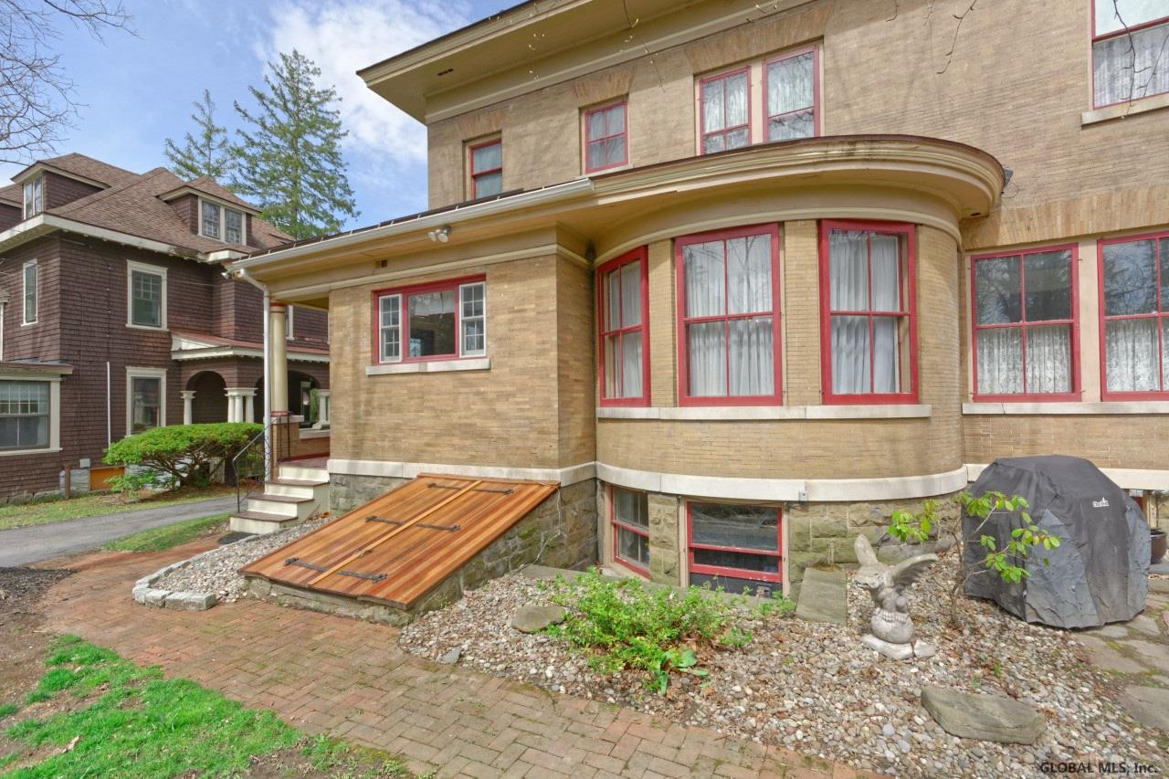 8 Douglas Road Schenectady, NY 12308 - Photo 54 of 55 Photo 54