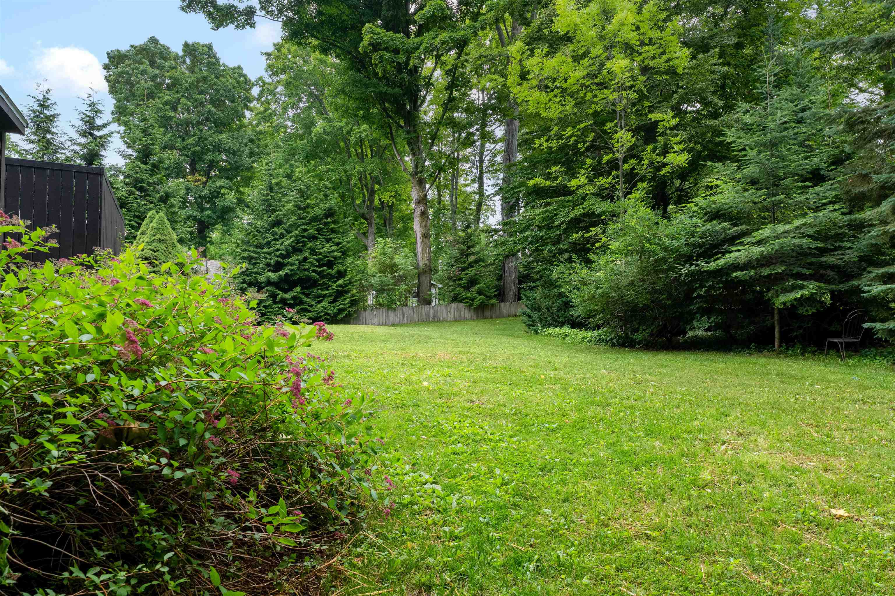 8934 Crockett Road Williamsburg, MI 49690 - Photo 11 of 29