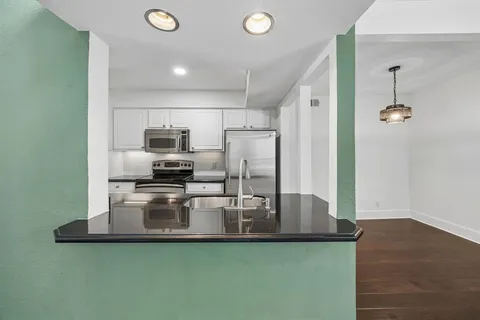 $309,900 | 5916 Sandhurst Lane, Unit 233, Dallas, TX 75206