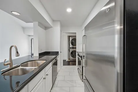 $309,900 | 5916 Sandhurst Lane, Unit 233, Dallas, TX 75206