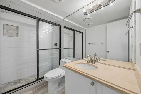 $309,900 | 5916 Sandhurst Lane, Unit 233, Dallas, TX 75206
