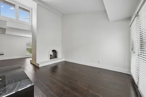 $309,900 | 5916 Sandhurst Lane, Unit 233, Dallas, TX 75206