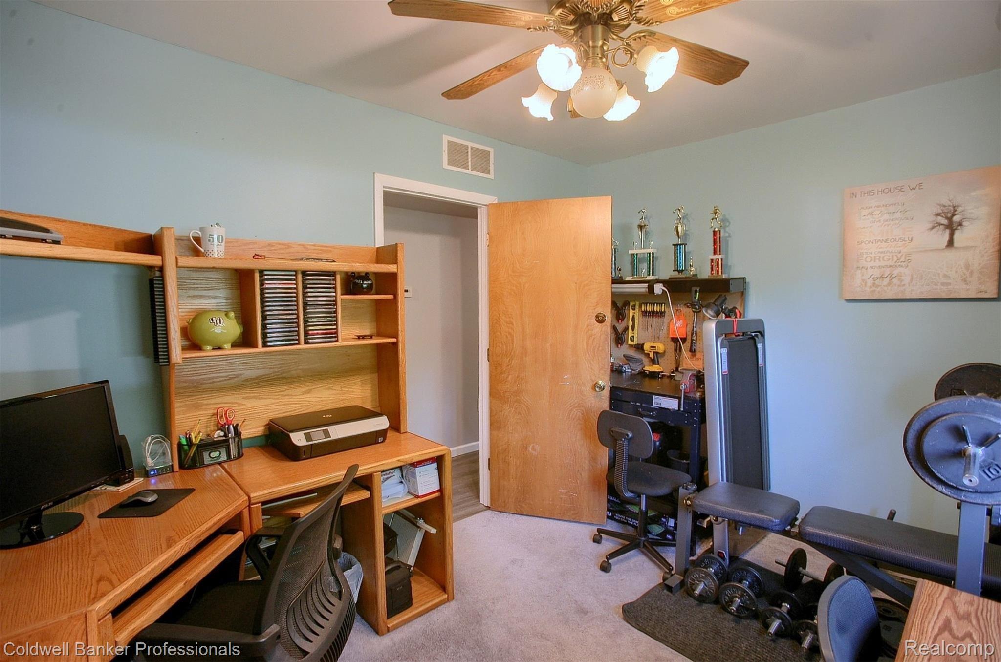 13417 Rawsonville Road Belleville, MI 48111 - Photo 21 of 30 21-2nd Bedroom 3rd View.jpg