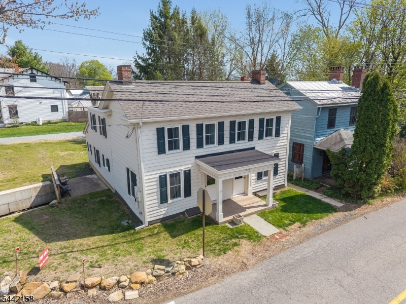 570 Spring Mills Road Milford, NJ 08848 - Photo 3 of 28