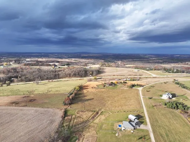 $95,000 | 5.04 M/l Acres State Road 39, Blanchardville, WI 53516