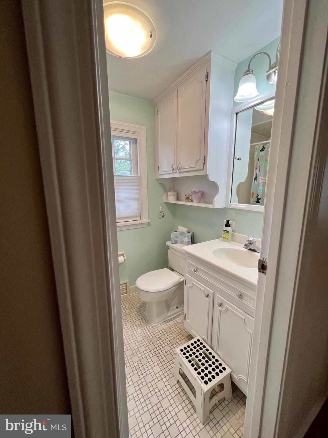 56 Church Road Lansdale, PA 19446 - Photo 14 of 24 Hall Bath