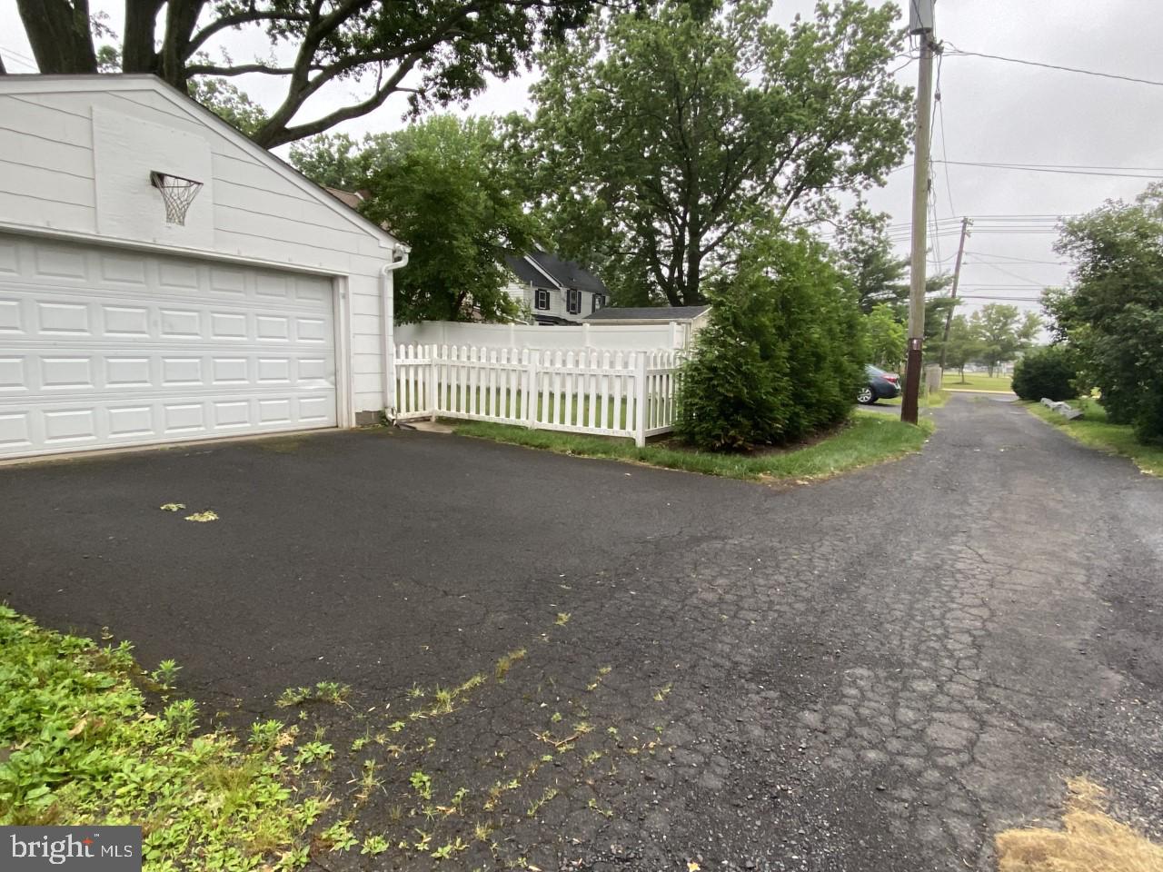 56 Church Road Lansdale, PA 19446 - Photo 24 of 24 2 car detached garage