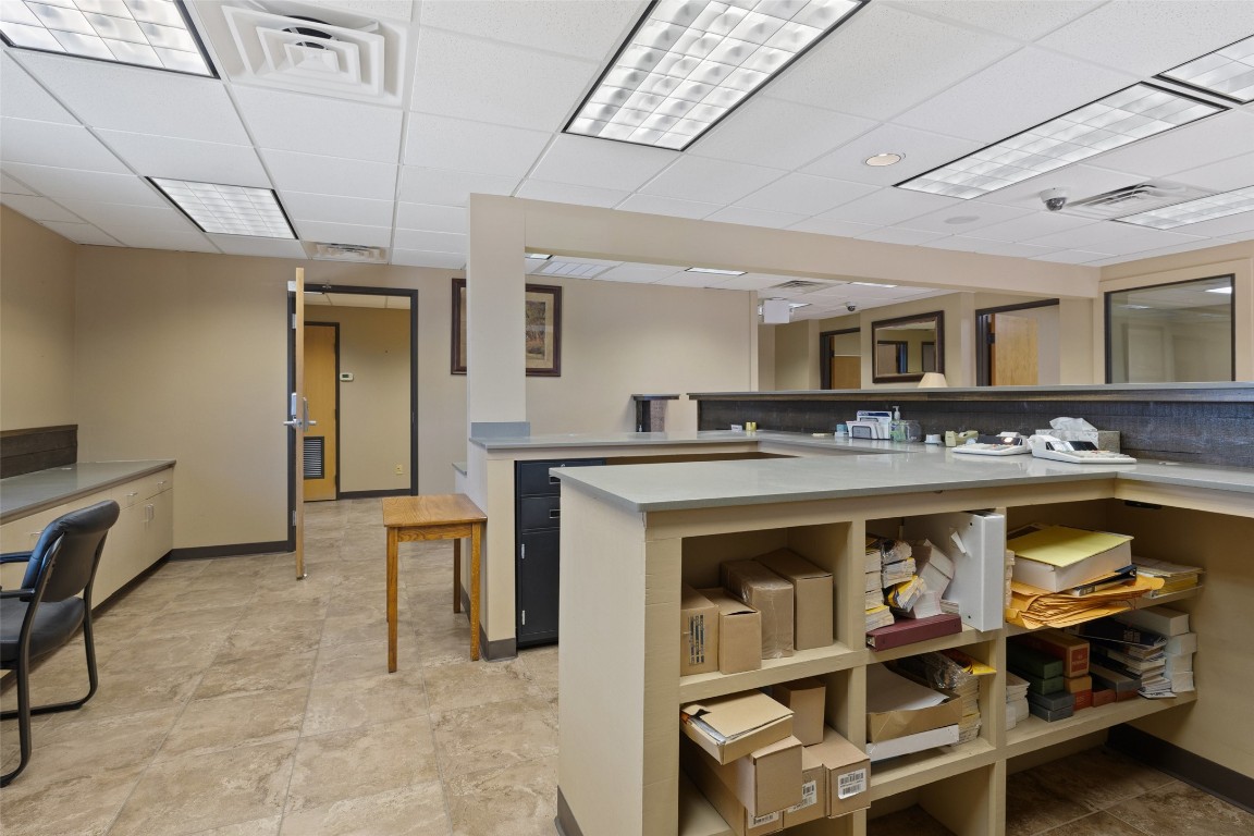 401 Main Street Blanco, TX 78606 - Photo 29 of 36 a view of an entryway with table and chairs