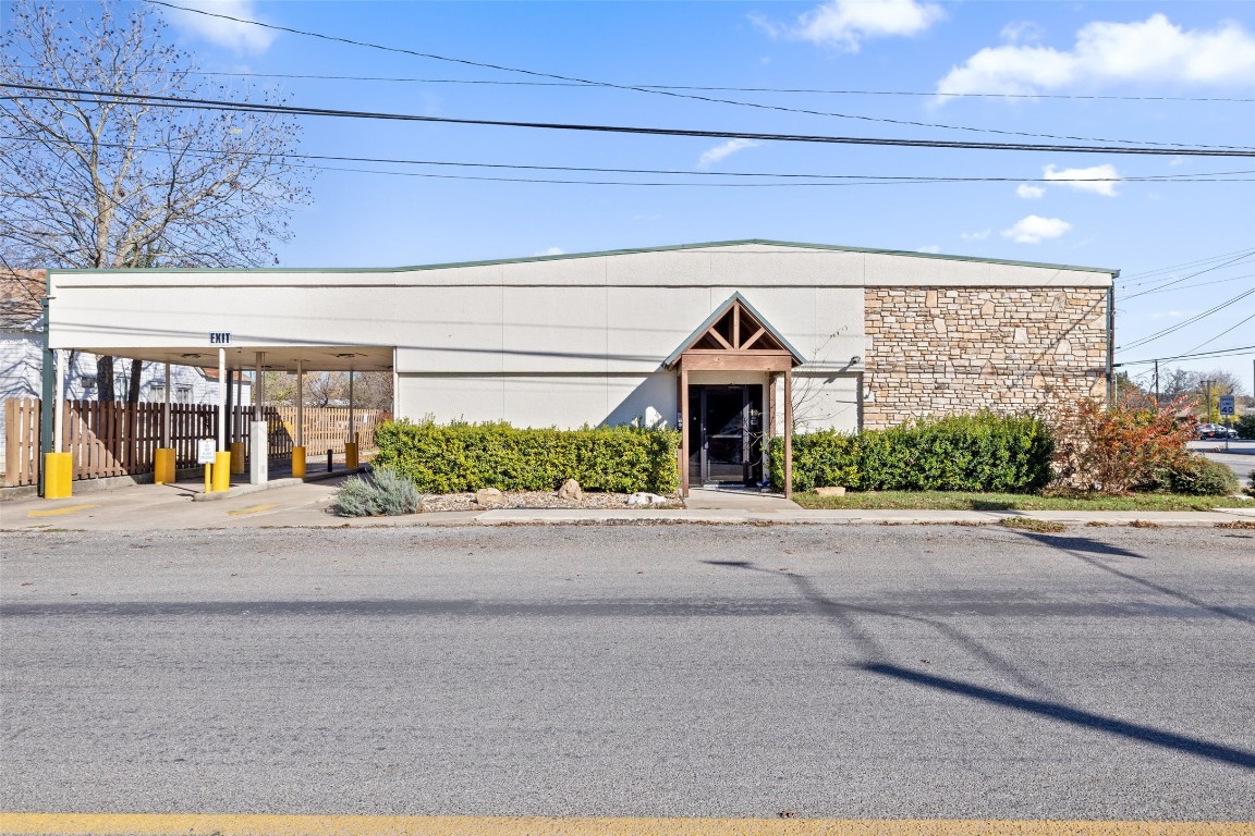 401 Main Street Blanco, TX 78606 - Photo 36 of 36 a view of a house with a street