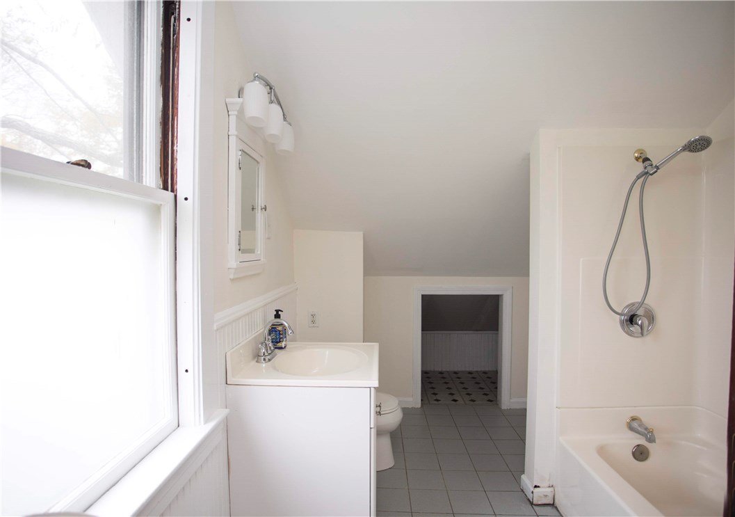 172 Great Road North Smithfield, RI 02896 - Photo 17 of 26