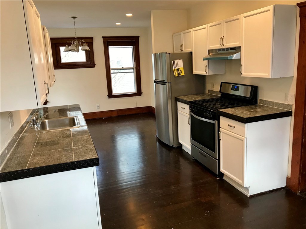 172 Great Road North Smithfield, RI 02896 - Photo 7 of 26