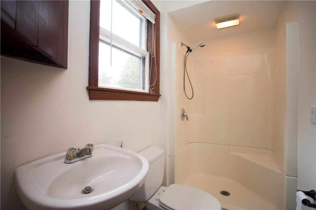 172 Great Road North Smithfield, RI 02896 - Photo 9 of 26