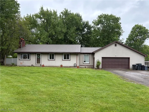 $240,000 | 1697 South Range, North Lima, OH 44452