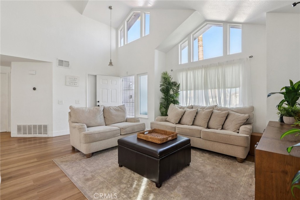 12740 Tehama Circle Riverside, CA 92503 - Photo 3 of 30