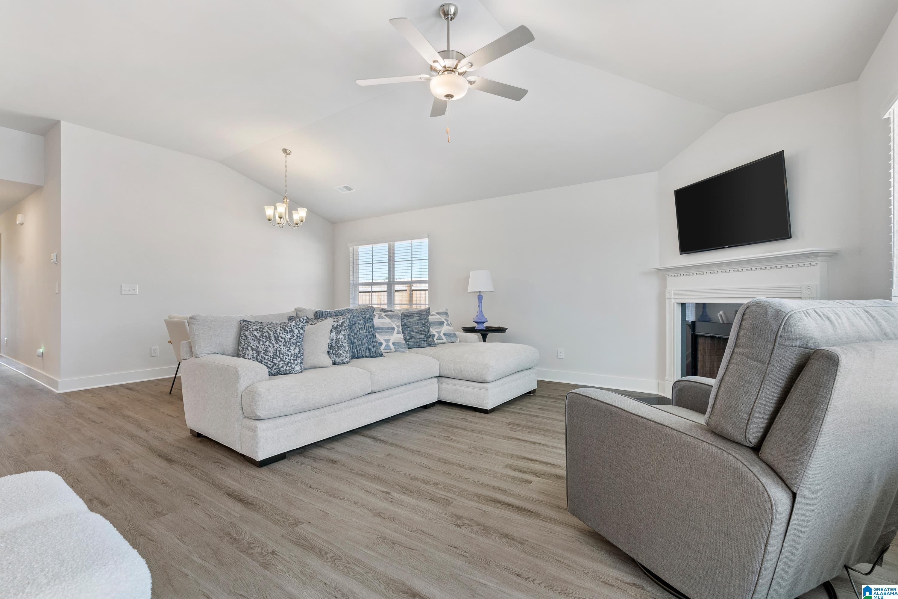 2043 Turquoise Lane Calera, AL 35040 - Photo 13 of 30