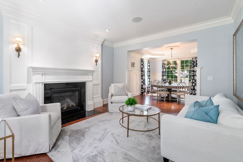 38 Earle Road Wellesley, MA 02481 - Photo 12 of 38