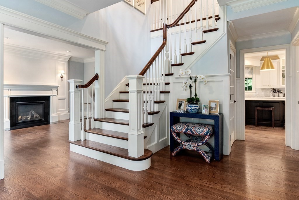 38 Earle Road Wellesley, MA 02481 - Photo 18 of 38