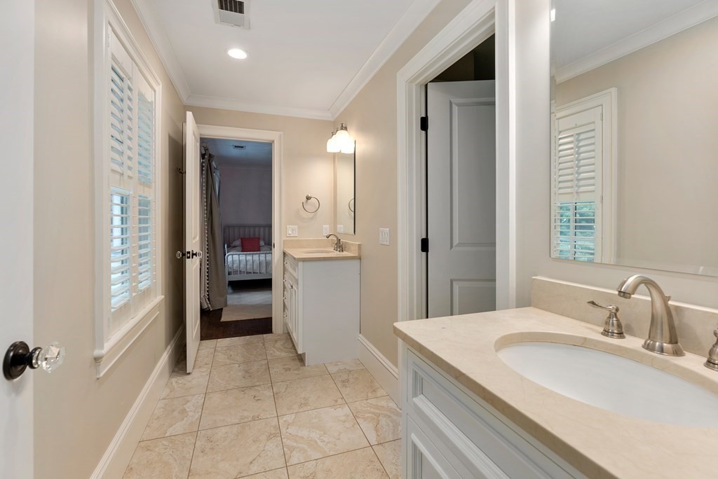 38 Earle Road Wellesley, MA 02481 - Photo 25 of 38