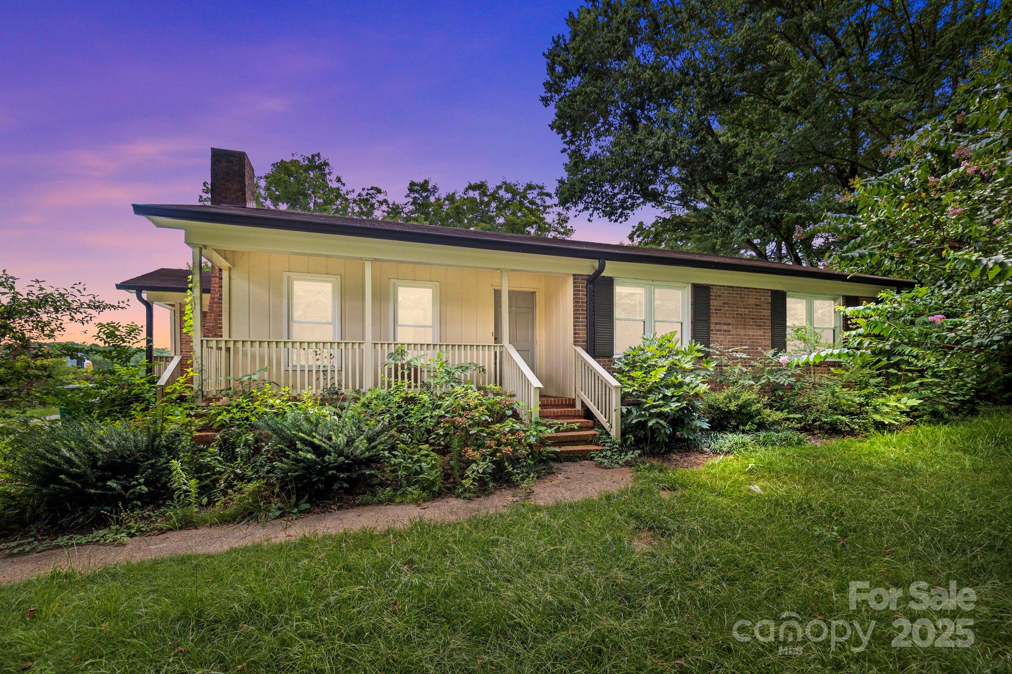 8321 Starnes Randall Road Charlotte, NC 28215 - Photo 1 of 26 Gallery Image 1