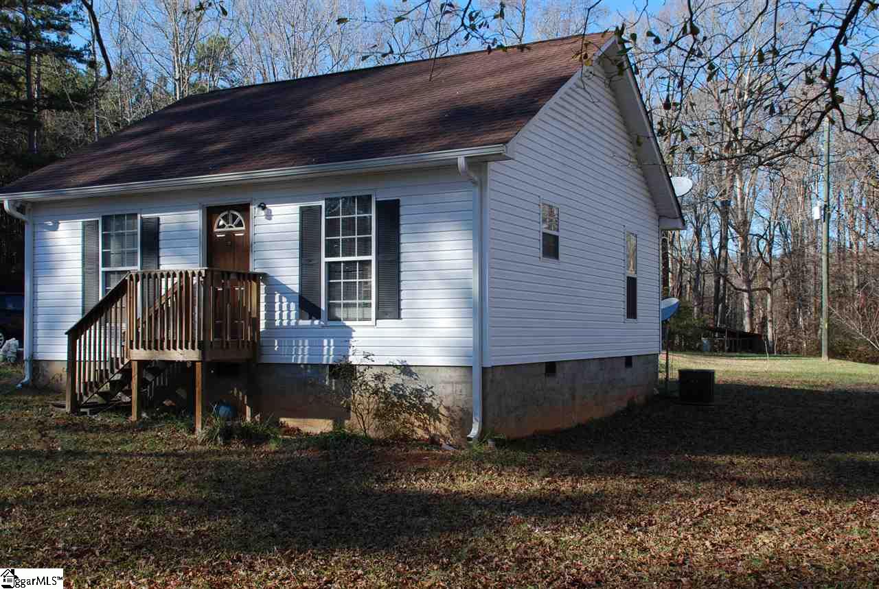 414 Peden Road Fountain Inn, SC 29644 - Photo 3 of 22