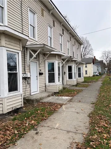 $1,325 | 626 Lewis Street, Unit 626, Elmira, NY 14904