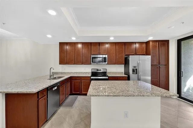 $385,000 | 5720 Palmer Circle, Unit 102, Bradenton, FL 34211