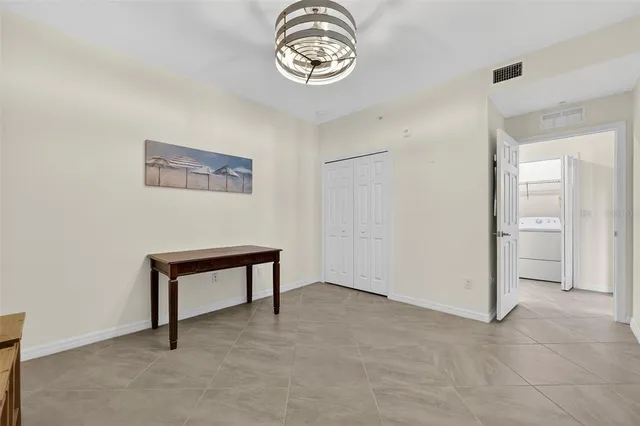 $385,000 | 5720 Palmer Circle, Unit 102, Bradenton, FL 34211