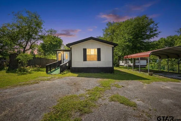$189,999 | 476 Airway Avenue, Tyler, TX 75704