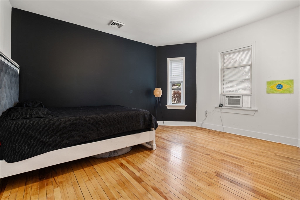 252 Shaw Street Lowell, MA 01851 - Photo 9 of 27