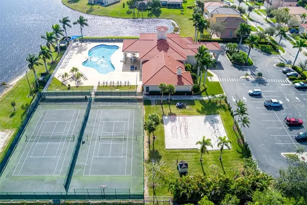 $2,600 | 6217 Spring Lake Terrace, Fort Pierce, FL 34951