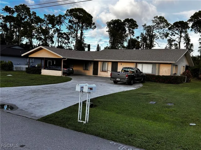 $399,900 | 19061-19065 Tangerine Road, Fort Myers, FL 33967