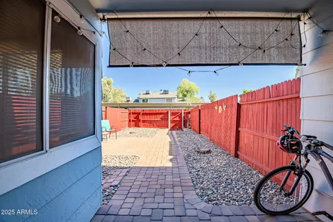 $299,999 | 10100 North 89th Avenue, Unit 66, Peoria, AZ 85345