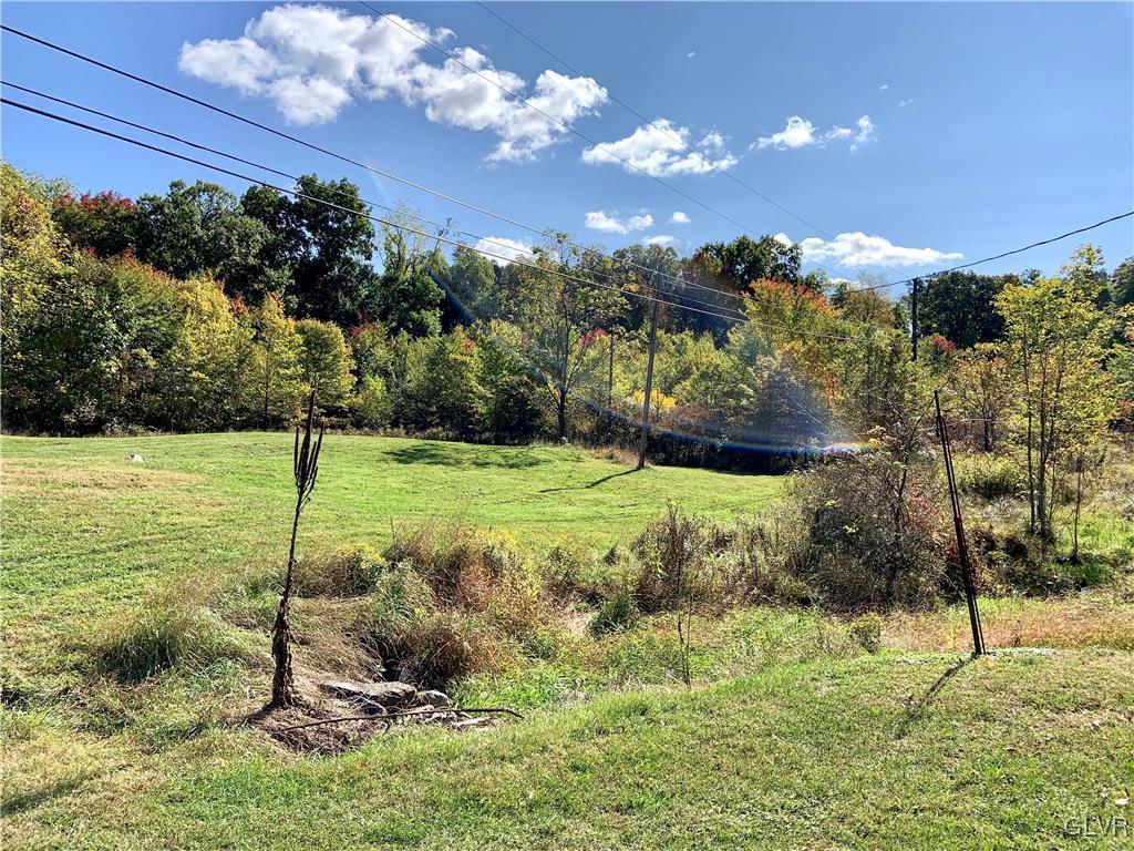 633 Molasses Road Bangor, PA 18013 - Photo 14 of 15 Gallery Image 14