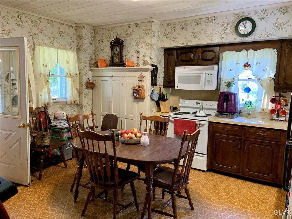 633 Molasses Road Bangor, PA 18013 - Photo 5 of 15 Gallery Image 5